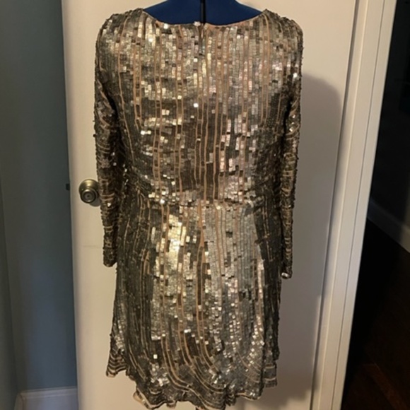 FRENCH CONNECTION AURELIE SEQUIN V NECK COCKTAIL DRESS SIZE 14 - Picture 2 of 6